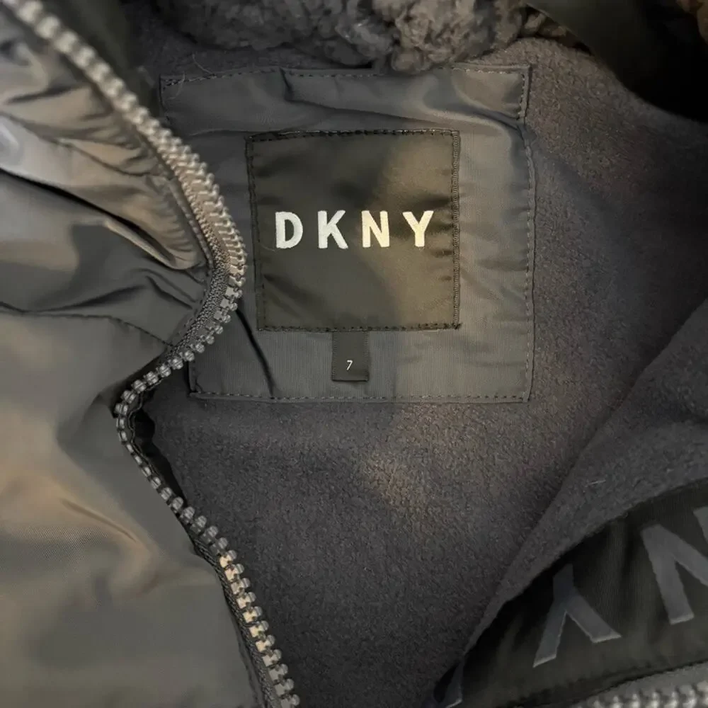 NWT DKNY Boys' Sherpa Hood Insulated Jacket Charcoal Black Size 7